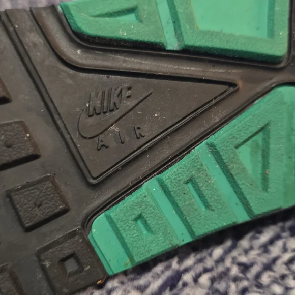 Nike Air Max Sneakers in Black and White - Picture 9 of 10